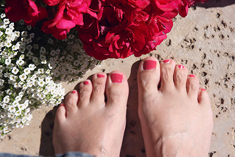 pink toenails