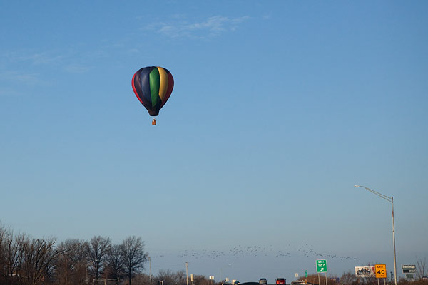 hot air balloon in freezing weather